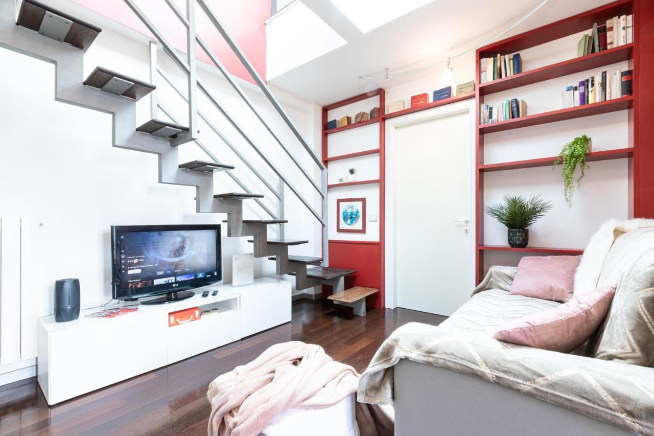 Sempione Split-Level Terrace Apartment - Top Collection Милан Экстерьер фото